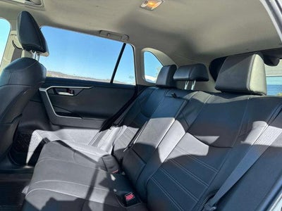 2019 Toyota RAV4 Limited AWD (GS)
