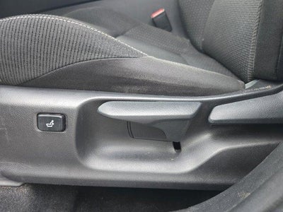 2018 Toyota C-HR XLE Premium FWD (Natl)