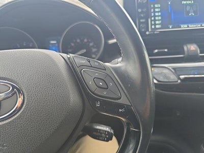2018 Toyota C-HR XLE Premium FWD (Natl)