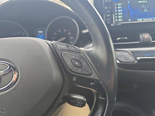 2018 Toyota C-HR XLE Premium FWD (Natl)