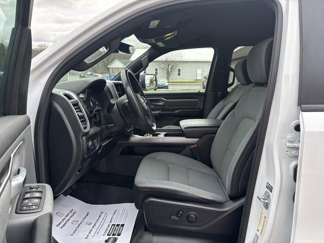 2022 RAM 1500 Big Horn 4x4 Crew Cab 5'7" Box