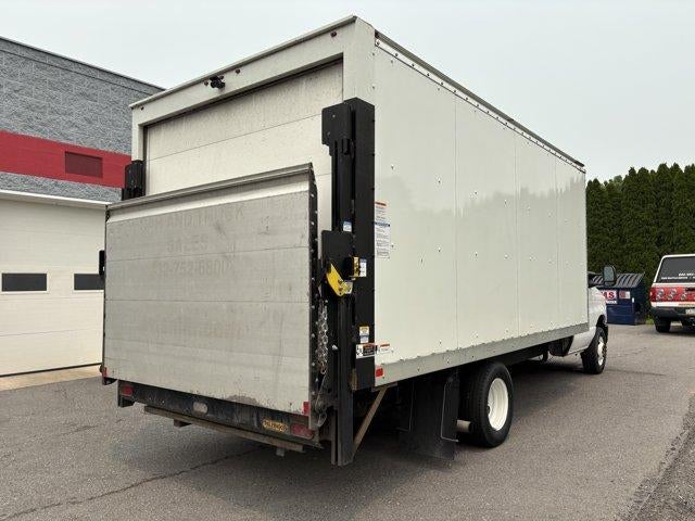 2024 Ford E-Series Cutaway E-350 SRW 138" WB
