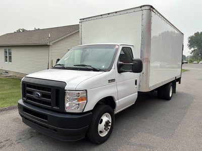 2024 Ford E-Series Cutaway E-350 SRW 138" WB