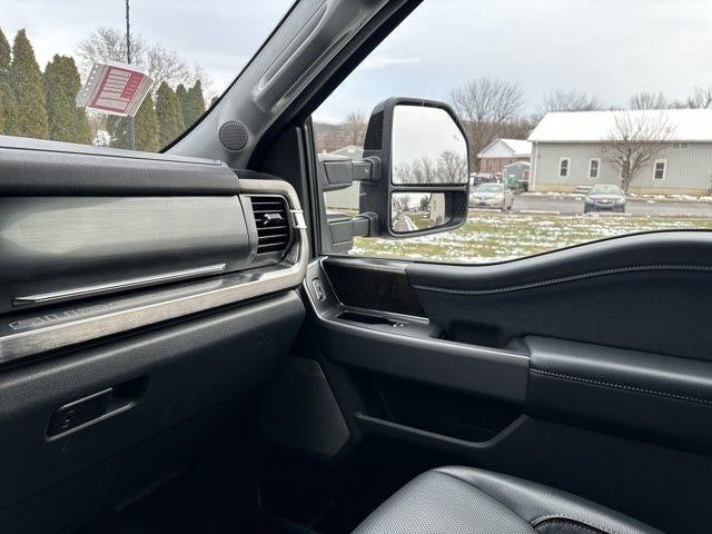 2024 Ford Super Duty F-350 SRW LARIAT 4WD Crew Cab 6.75' Box