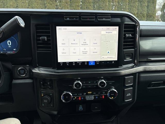 2024 Ford Super Duty F-350 SRW LARIAT 4WD Crew Cab 6.75' Box