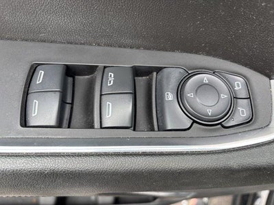 2024 Chevrolet Silverado 1500 Crew Cab Short Box 4-Wheel Drive LT 2FL