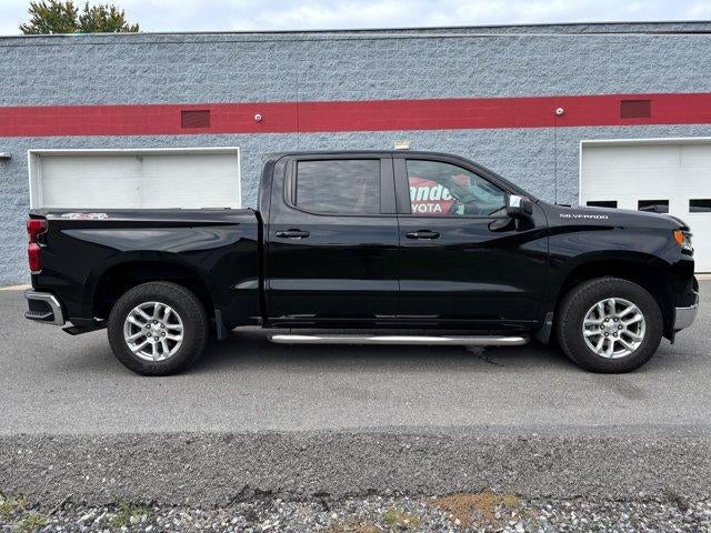 2024 Chevrolet Silverado 1500 Crew Cab Short Box 4-Wheel Drive LT 2FL