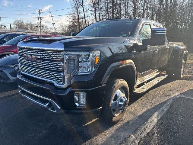 2020 GMC Sierra 3500HD Crew Cab Long Box 4-Wheel Drive Denali