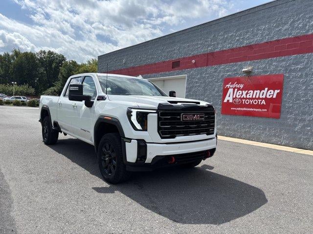 2026 GMC Sierra 2500 HD Crew Cab Standard Box 4-Wheel Drive AT4