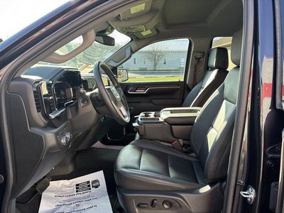 2025 GMC Sierra 1500 Crew Cab Short Box 4-Wheel Drive SLT