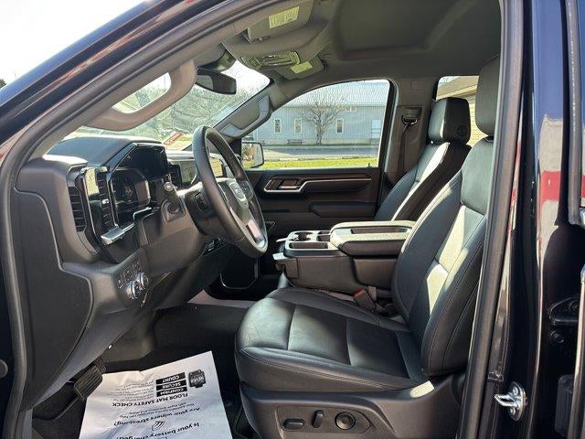 2025 GMC Sierra 1500 Crew Cab Short Box 4-Wheel Drive SLT