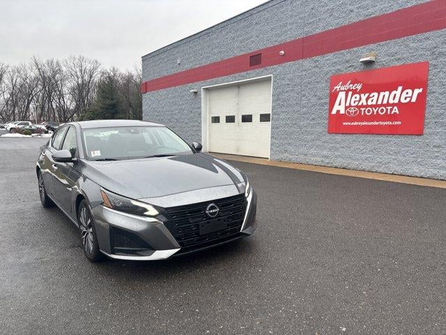 2023 Nissan Altima 2.5 SV Sedan