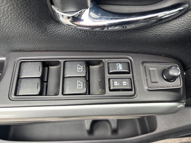 2021 Nissan Titan 4x4 Crew Cab SV