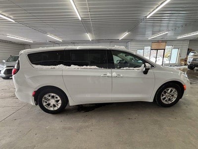 2023 Chrysler Pacifica Touring L FWD
