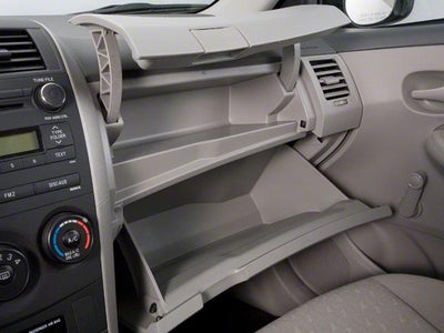 2010 Toyota Corolla 4dr Sdn Auto LE (Natl)