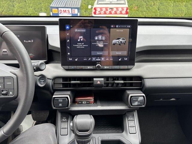 2026 Toyota RAV4 XLE Premium AWD (Natl)
