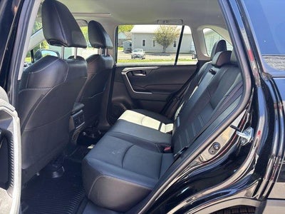 2023 Toyota RAV4 XLE Premium AWD (Natl)