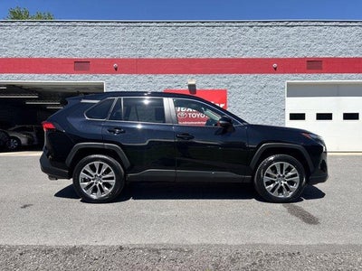 2023 Toyota RAV4 XLE Premium AWD (Natl)