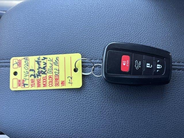 2023 Toyota RAV4 XLE Premium AWD (Natl)