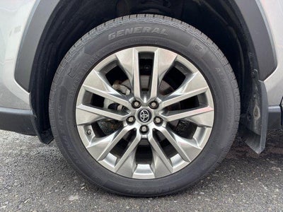 2019 Toyota RAV4 XLE Premium AWD (Natl)