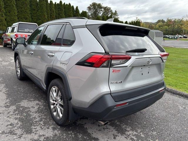 2019 Toyota RAV4 XLE Premium AWD (Natl)