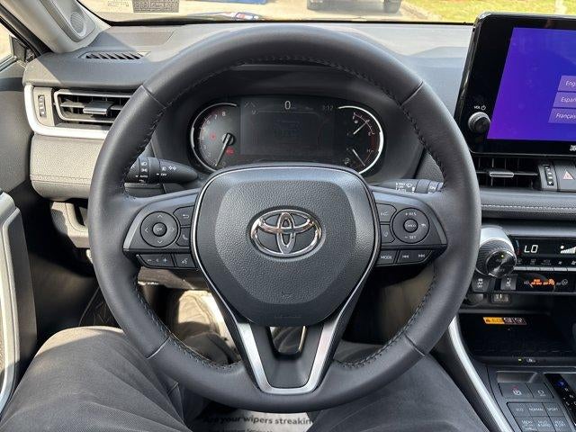 2025 Toyota RAV4 XLE Premium AWD (Natl)