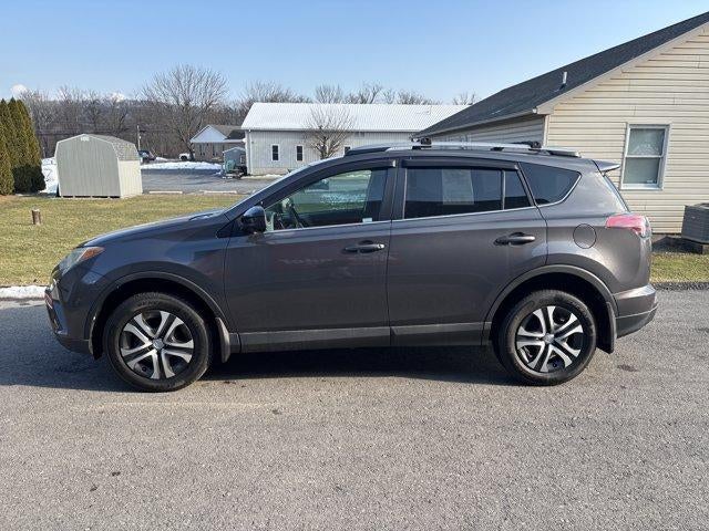 2017 Toyota RAV4 LE AWD (Natl)