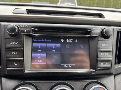 2016 Toyota RAV4 AWD 4dr LE (Natl)