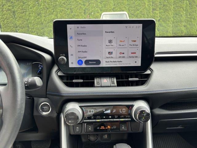 2024 Toyota RAV4 Hybrid XSE AWD (Natl)
