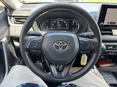 2024 Toyota RAV4 LE AWD (Natl)
