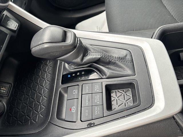 2024 Toyota RAV4 LE AWD (Natl)