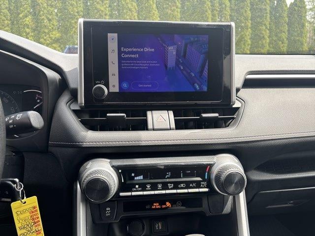 2023 Toyota RAV4 LE FWD (GS)