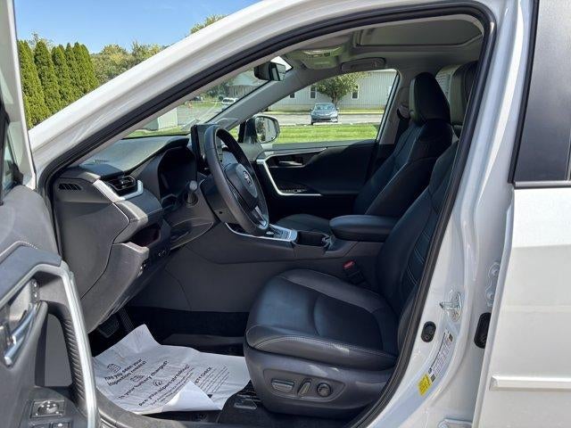 2025 Toyota RAV4 Limited AWD (GS)