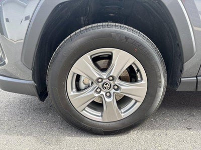2025 Toyota RAV4 XLE AWD (Natl)