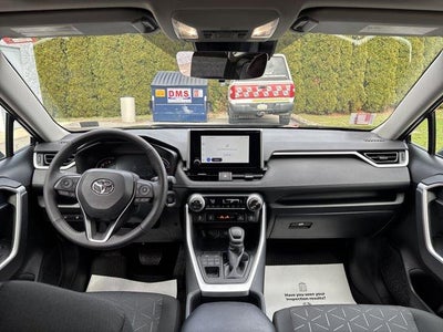 2025 Toyota RAV4 XLE AWD (Natl)