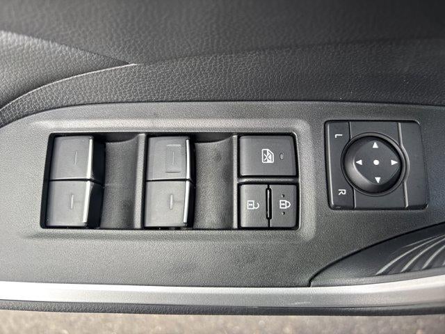 2025 Toyota RAV4 XLE AWD (Natl)