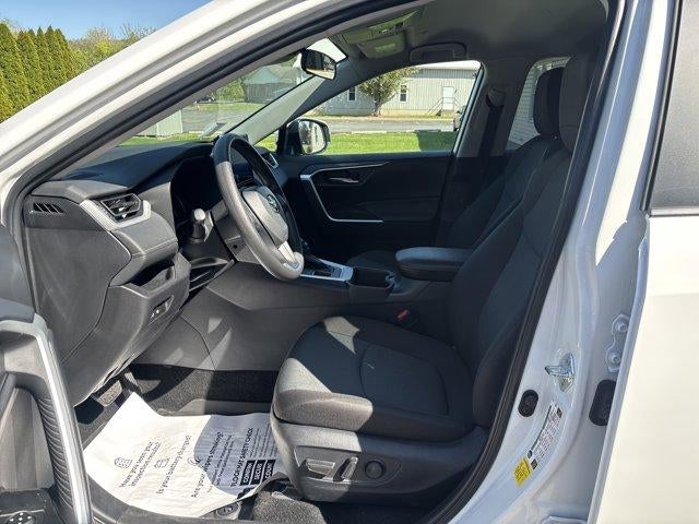 2025 Toyota RAV4 XLE AWD (Natl)