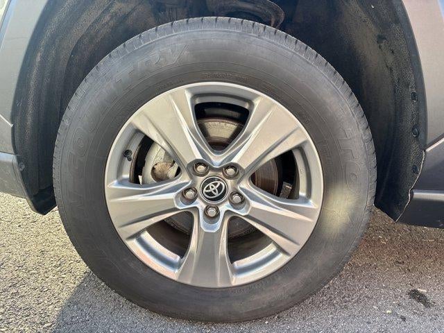 2025 Toyota RAV4 XLE AWD (Natl)