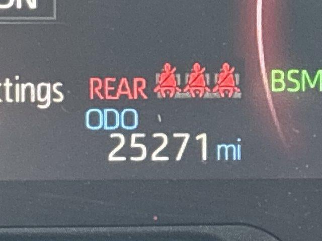 2025 Toyota RAV4 XLE AWD (Natl)