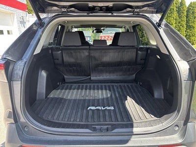 2022 Toyota RAV4 XLE AWD (Natl)