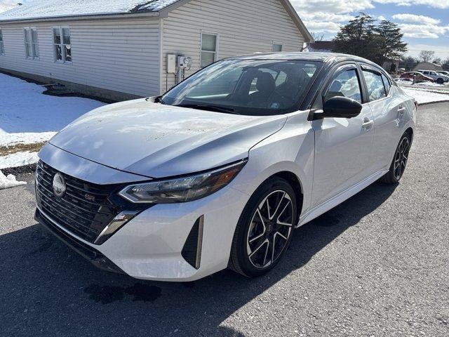 2025 Nissan Sentra SR CVT