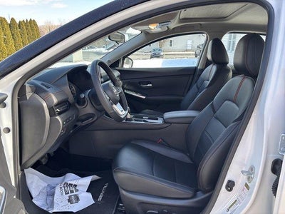 2025 Nissan Sentra SR CVT