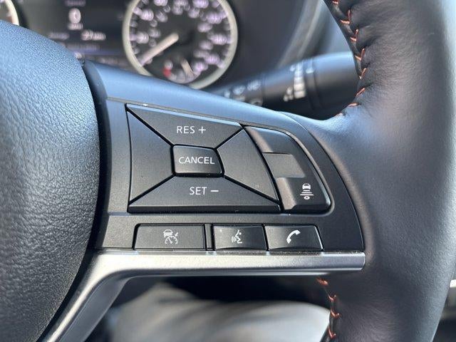 2025 Nissan Sentra SR CVT