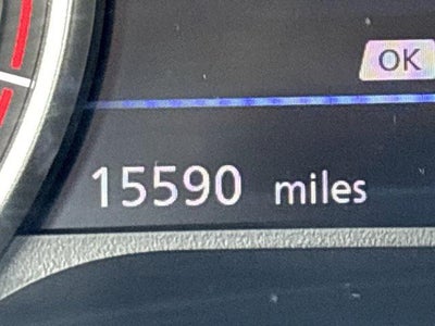 2025 Nissan Sentra SR CVT