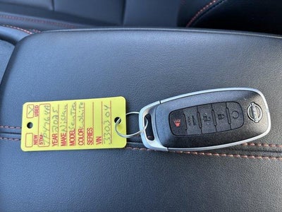 2025 Nissan Sentra SR CVT