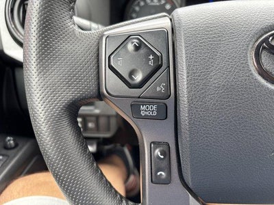 2019 Toyota Tacoma 4WD 4WD TRD Off Road Double Cab 5' Bed V6 AT (Natl)