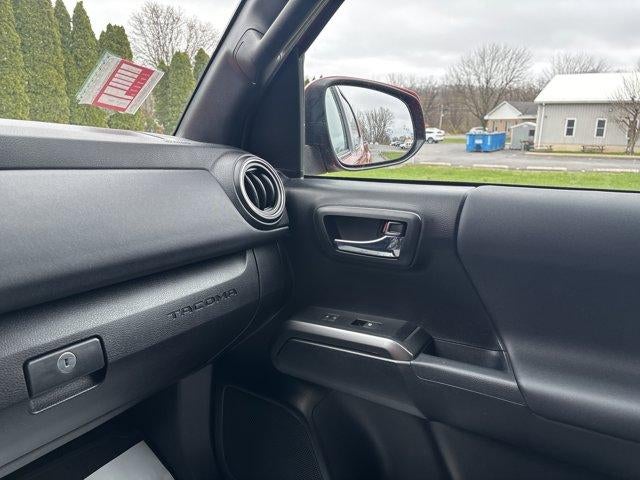 2021 Toyota Tacoma 4WD 4WD TRD Sport Double Cab 5' Bed V6 AT (Natl)