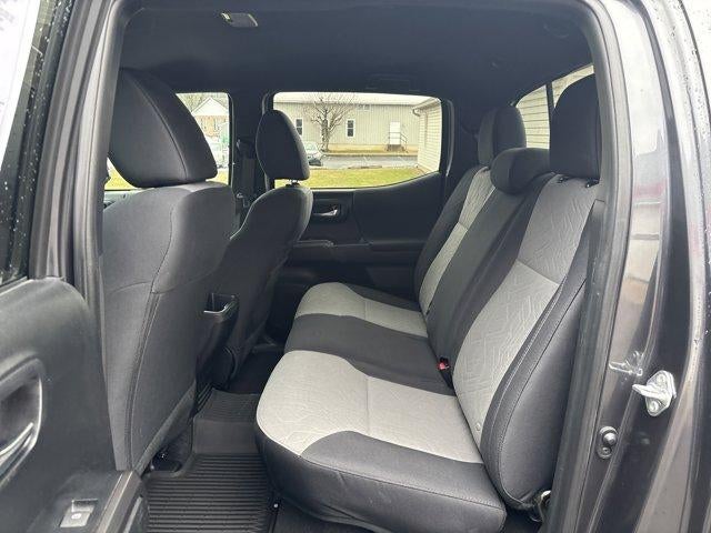 2022 Toyota Tacoma 4WD 4WD TRD Sport Double Cab 5' Bed V6 AT (Natl)