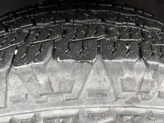 2023 Toyota Tacoma 4WD 4WD SR Double Cab 5' Bed V6 AT (GS)