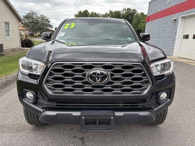 2023 Toyota Tacoma 4WD 4WD TRD Off Road Double Cab 5' Bed V6 AT (Natl)